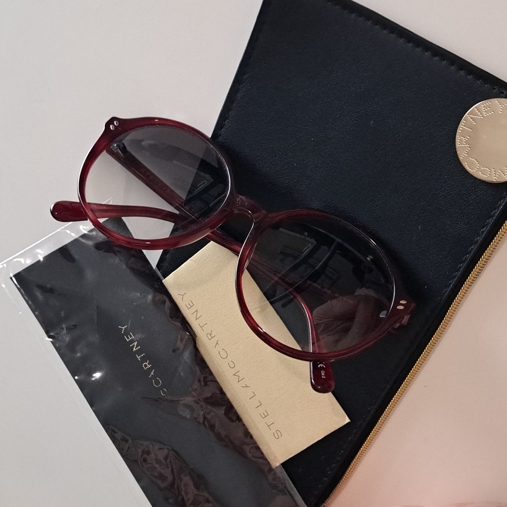 NEW STELLA MCCARTNEY SUNGLASSES CIRCLE CIRCULAR RED FRAMES BLACK LENSES CASE NWT